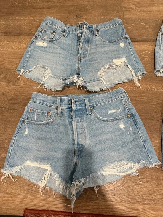 501 Levi’s Light Blue Denim Women's Shorts - Picture 4 of 5